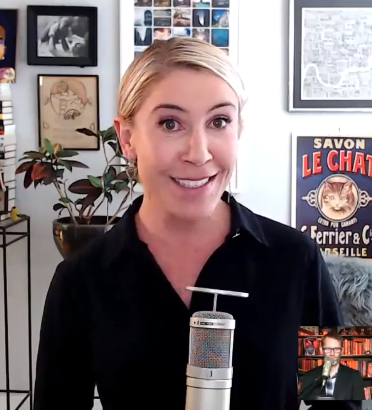 Sarah Lane during the Daily Tech News Show video podcast on January 31, 2018. لـ تطور الذاكرة الدائمة في نماذج الذكاء الاصطناعي: دراسة في حفظ السياق والانتقال من الجلسات المنعزلة إلى بيئات العمل التراكمية